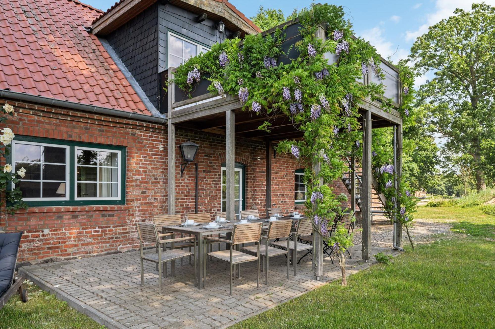 Ferienhaus "Altes Backhaus" - Gut Kletkamp Exterior photo